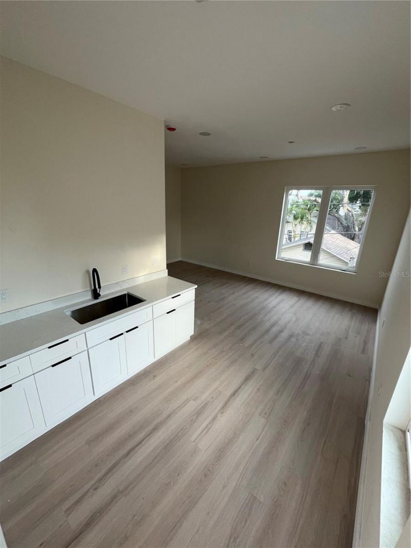 2144 5th Avenue N, Saint Petersburg, FL 33713 Photo