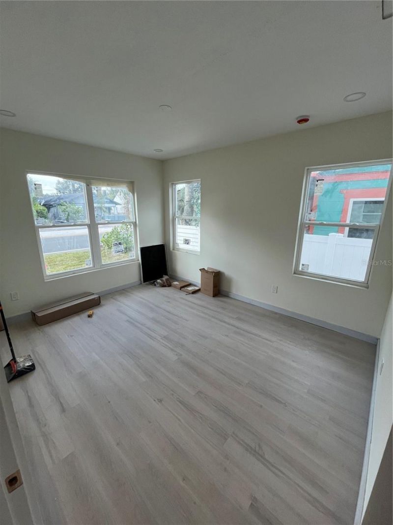 2144 5th Avenue N, Saint Petersburg, FL 33713 Photo