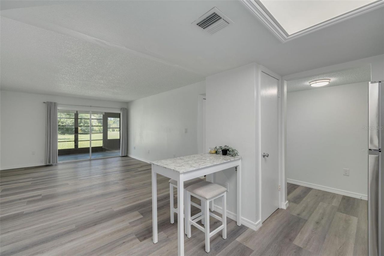 7131 Dell Road , Unit 2, New Port Richey, FL 34653 Photo