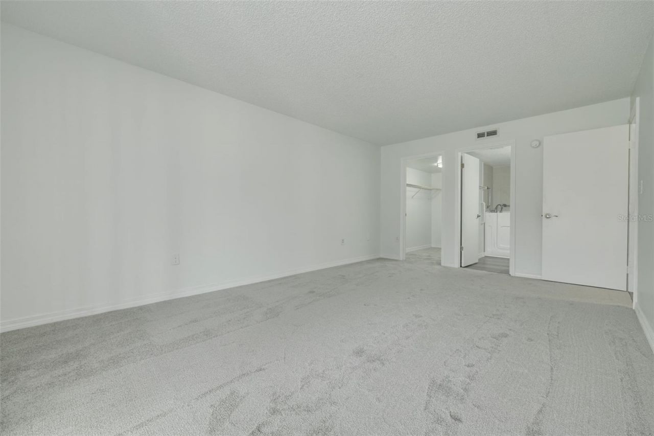7131 Dell Road , Unit 2, New Port Richey, FL 34653 Photo