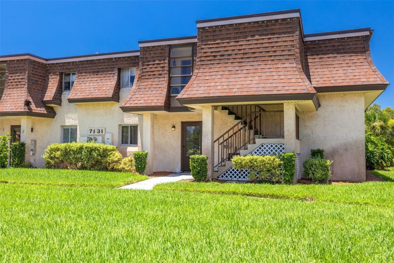 7131 Dell Road , Unit 2, New Port Richey, FL 34653 Photo