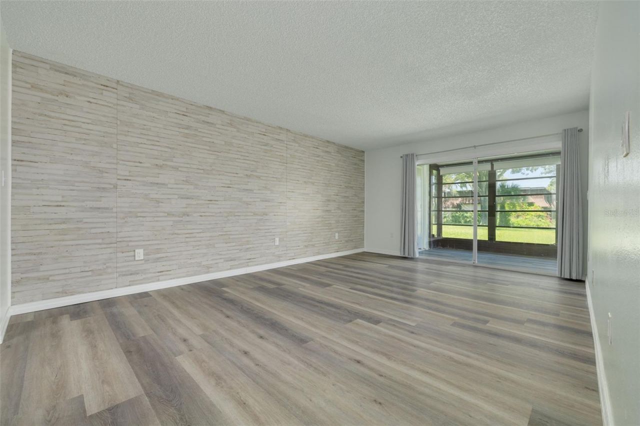 7131 Dell Road , Unit 2, New Port Richey, FL 34653 Photo