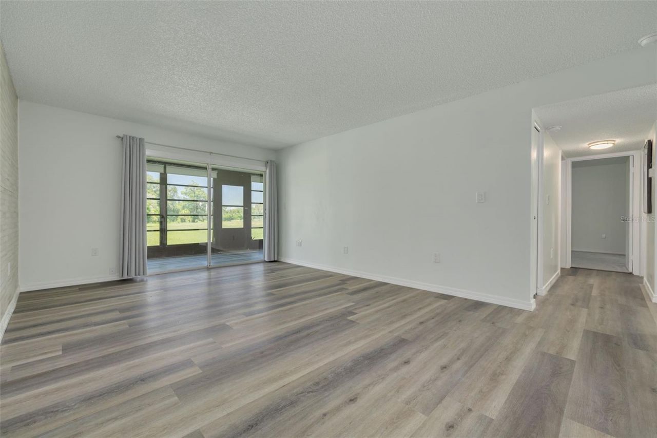 7131 Dell Road , Unit 2, New Port Richey, FL 34653 Photo
