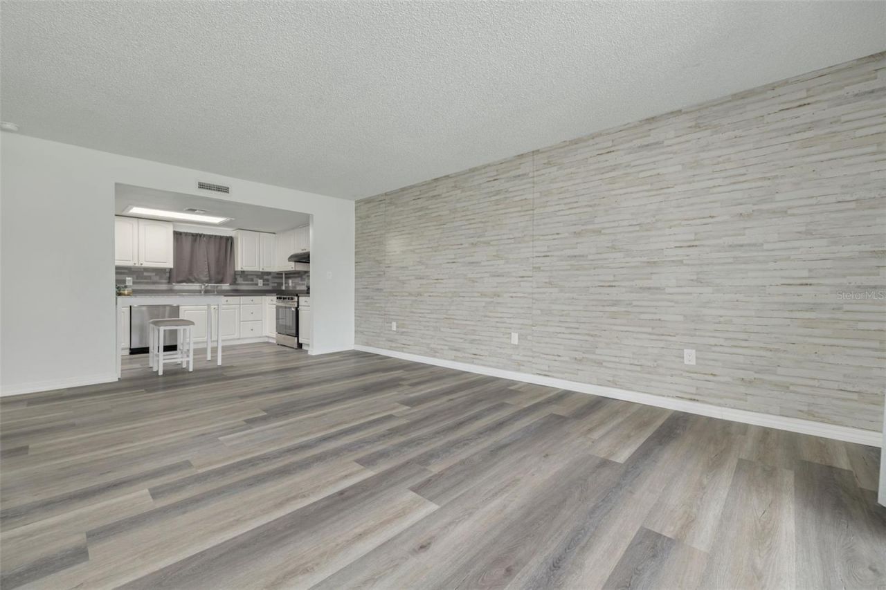 7131 Dell Road , Unit 2, New Port Richey, FL 34653 Photo