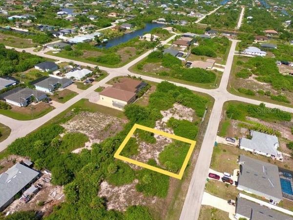 14132 UNION HALL AVENUE , PORT CHARLOTTE, FL 33981