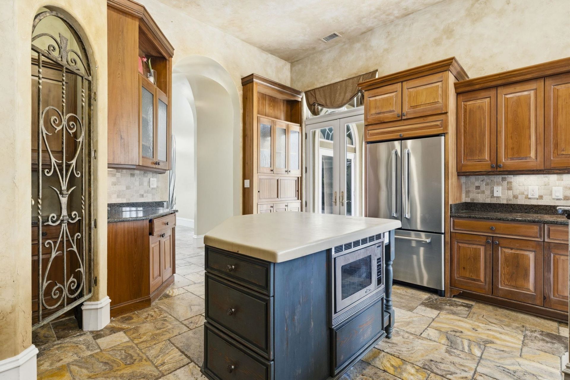 1519 Serena Dr. Photo 13