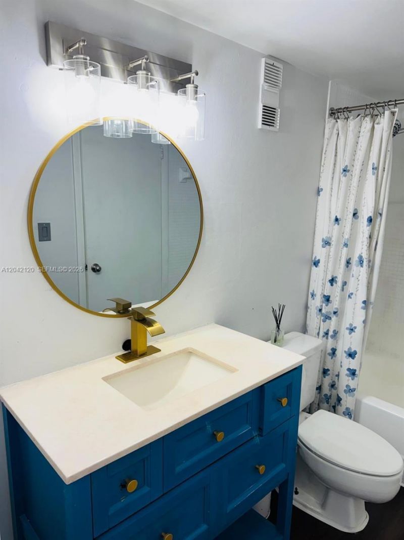 1200 NE Miami Gardens Dr , Unit 218W, Miami, FL 33179 Photo
