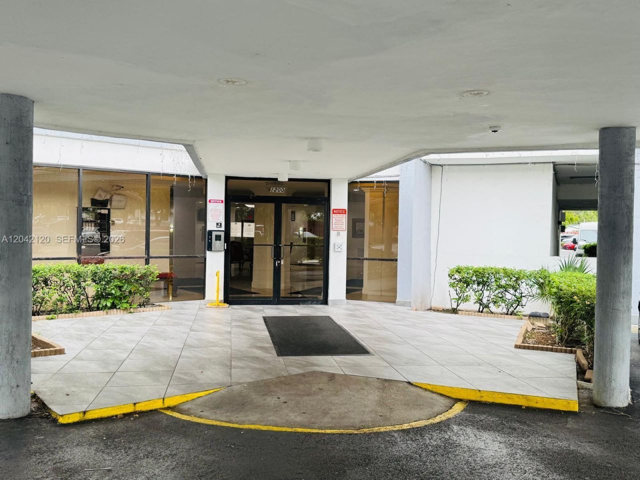 1200 NE Miami Gardens Dr , Unit 218W, Miami, FL 33179 Photo