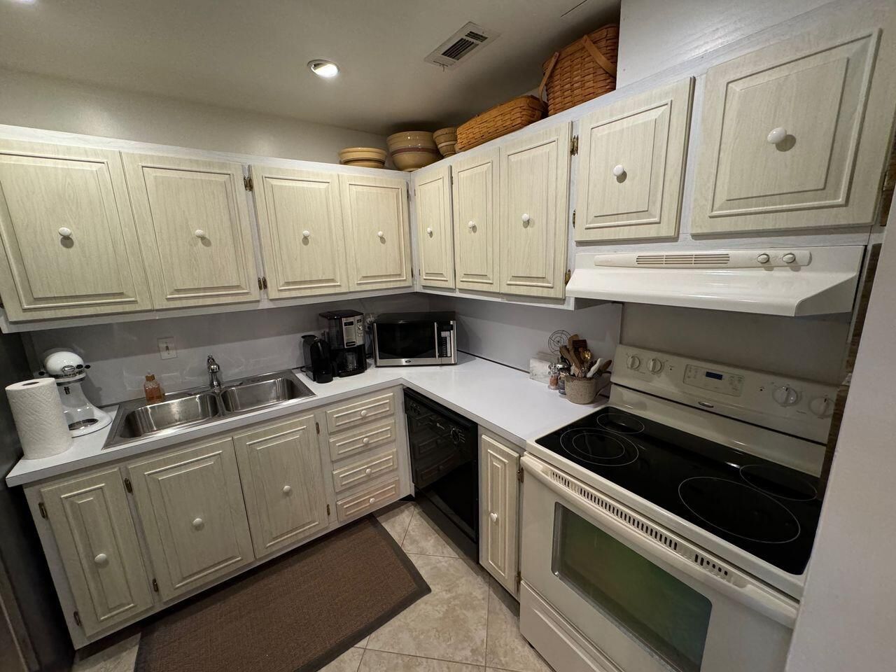 6219 Bay Club Drive, Unit 2, Fort Lauderdale, FL 33308 Photo