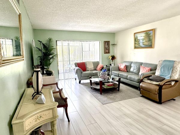 4930 E Sabal Palm Boulevard, Unit 107, Tamarac, FL 33319