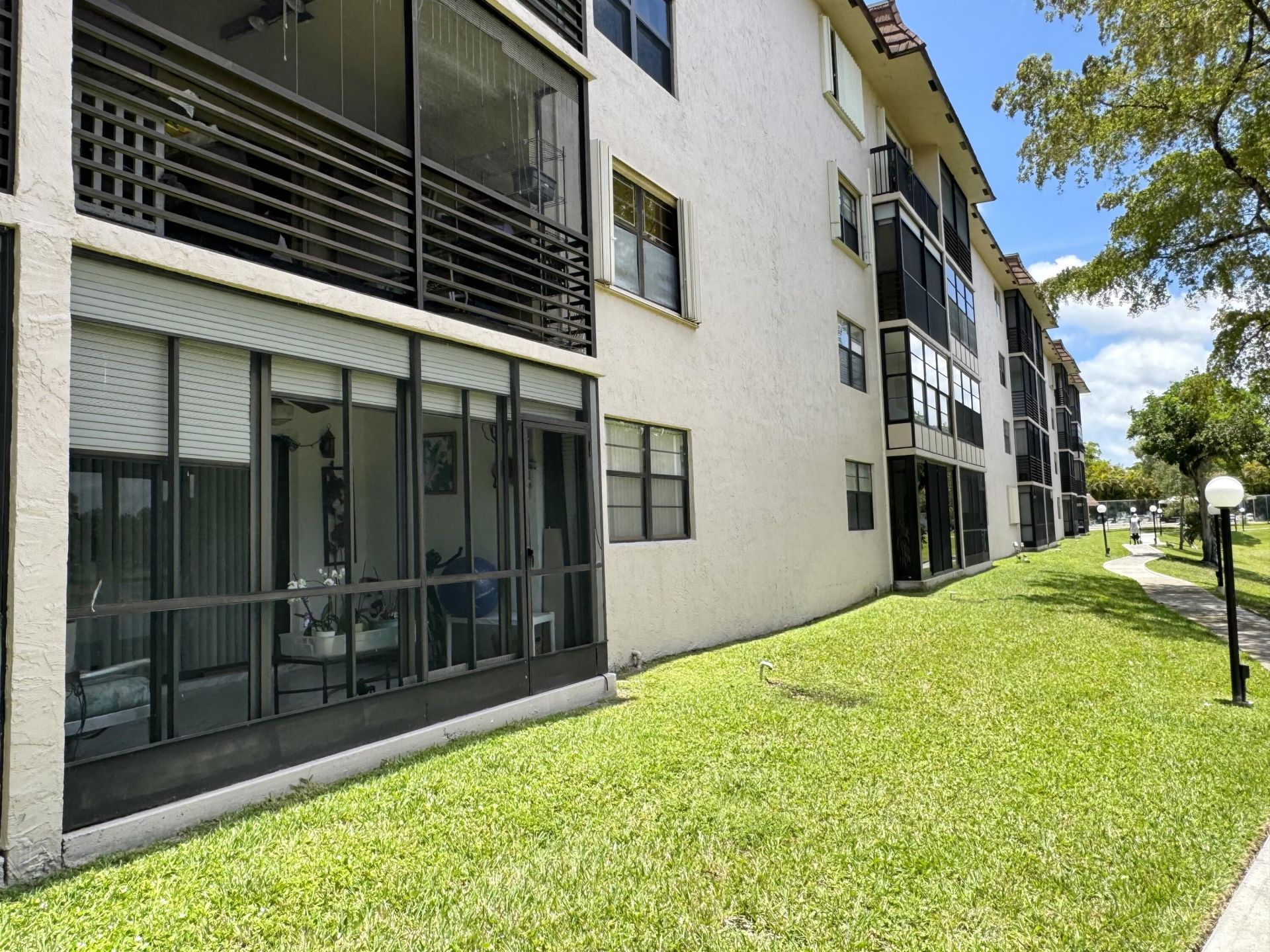 4930 E Sabal Palm Boulevard, Unit 107, Tamarac, FL 33319 Photo
