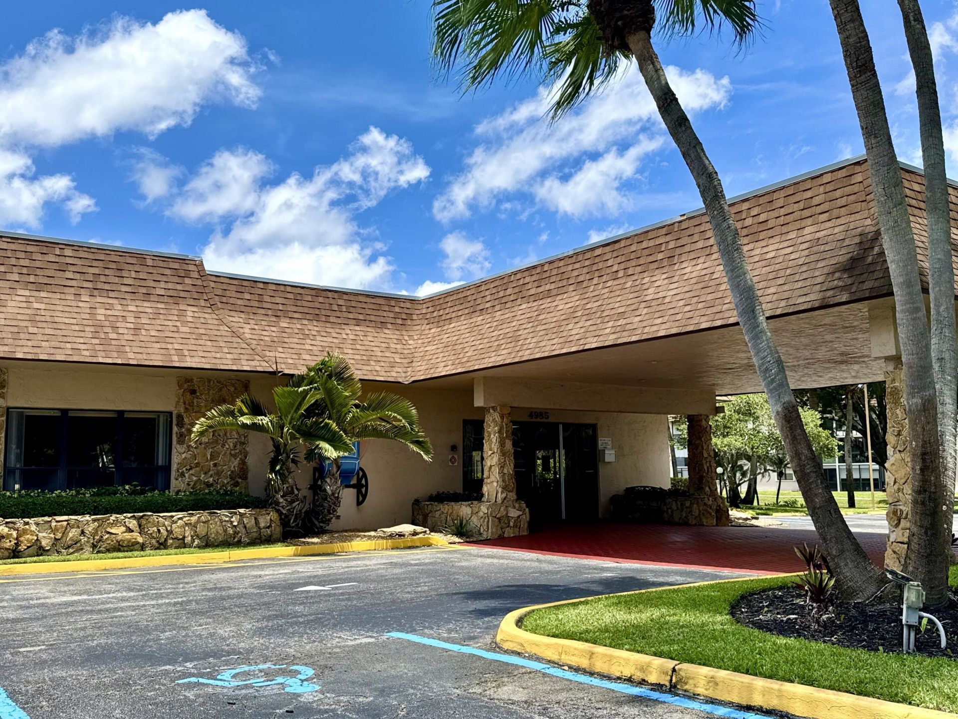 4930 E Sabal Palm Boulevard, Unit 107, Tamarac, FL 33319 Photo