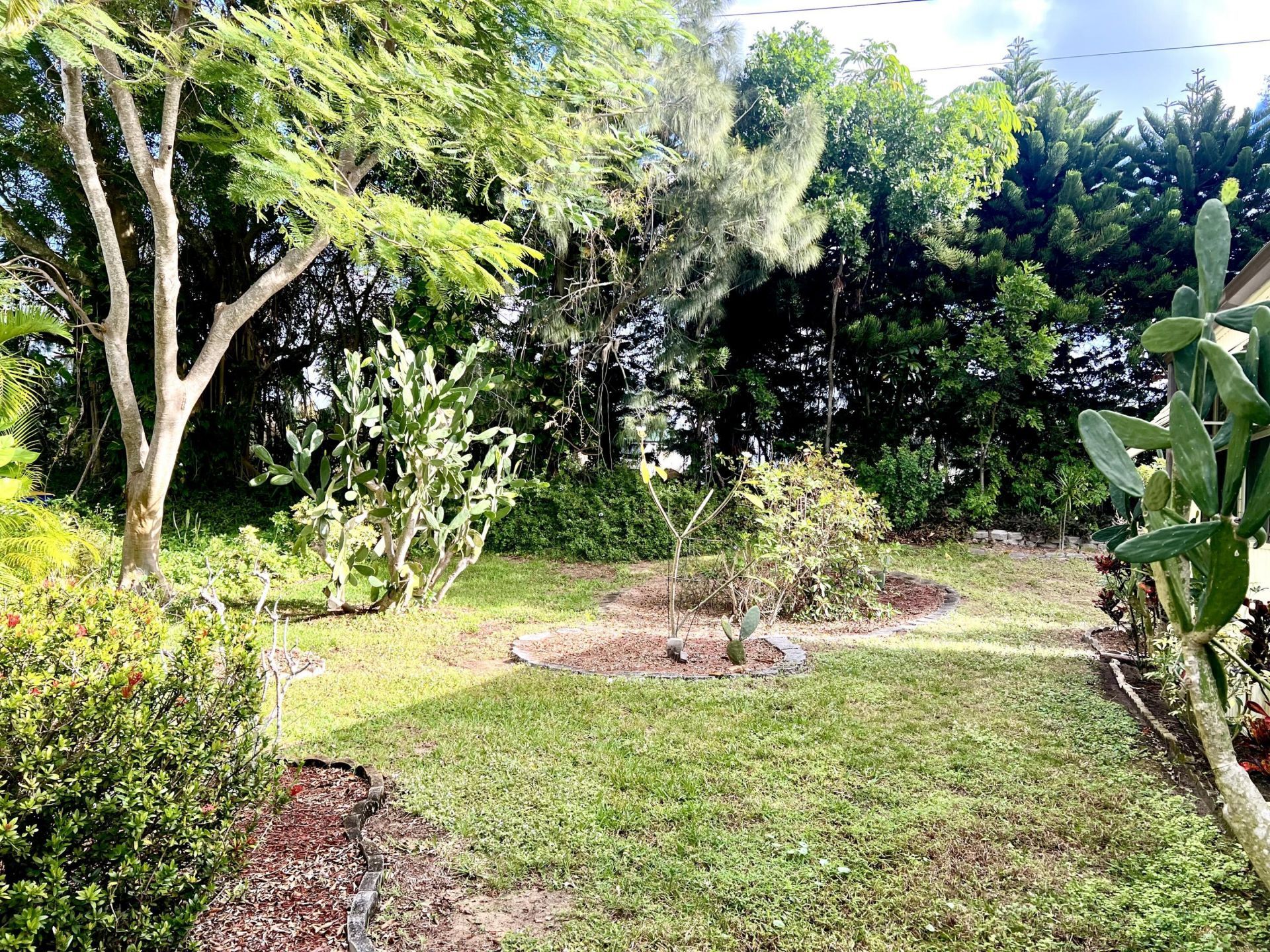 8011 SE Homestead Avenue, Hobe Sound, FL 33455 Photo