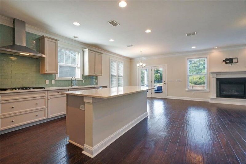 1309 Enfield Lane Photo 10