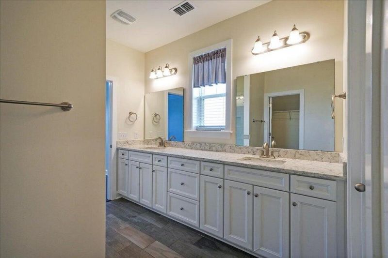 1309 Enfield Lane Photo 28