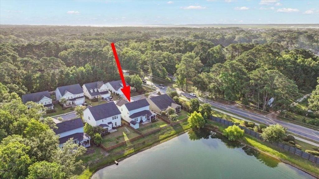 1309 Enfield Lane Photo 4