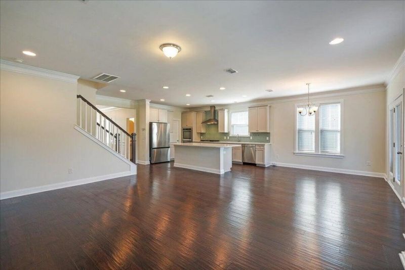 1309 Enfield Lane Photo 6