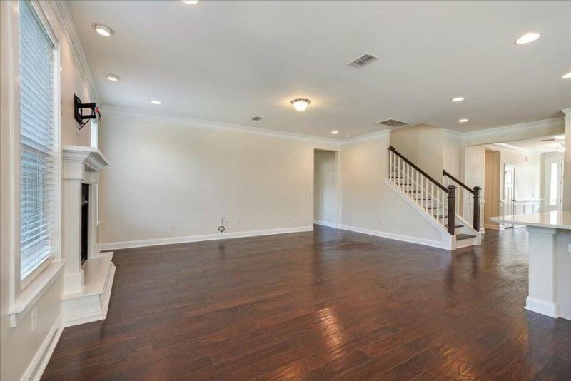 1309 Enfield Lane Photo 8