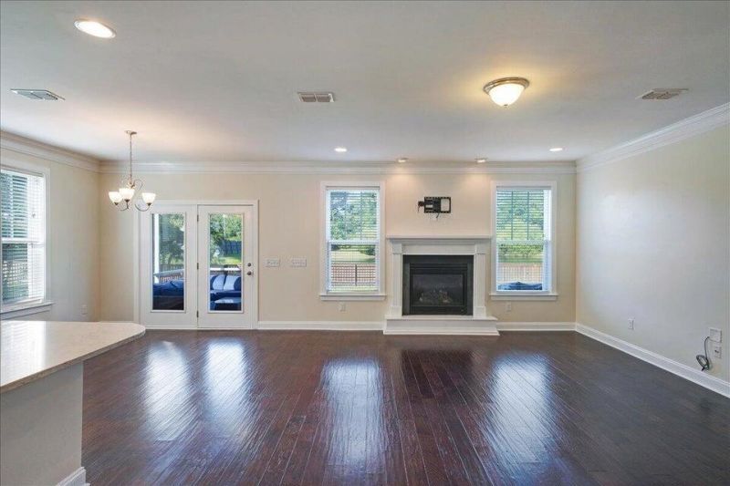 1309 Enfield Lane Photo 9