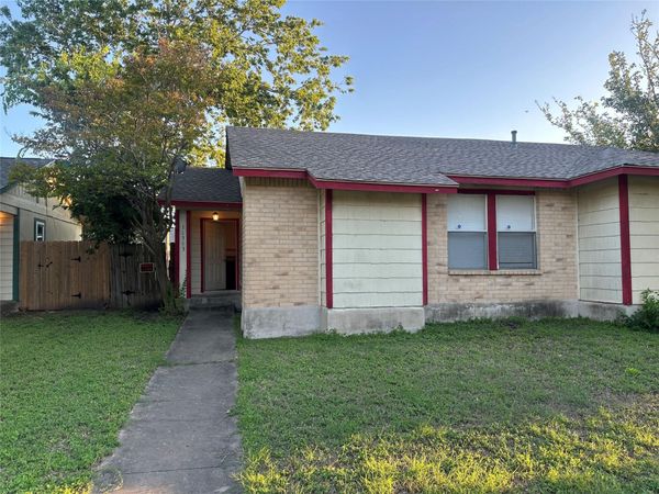 16303 Edgemere DR , Pflugerville, TX 78660