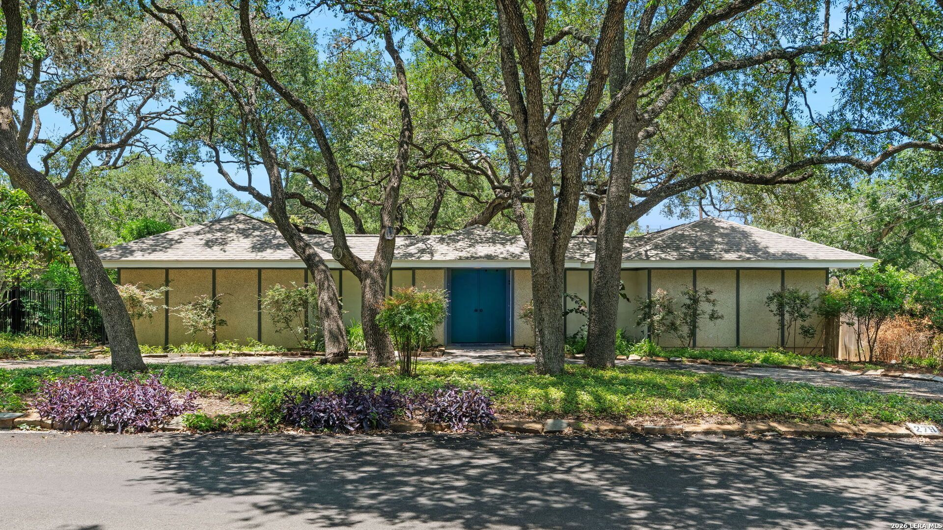 279 Rockhill Dr, San Antonio, TX 78209 Main Photo