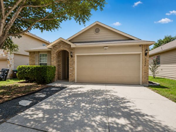 7514 PARAISO PT, Boerne, TX 78015
