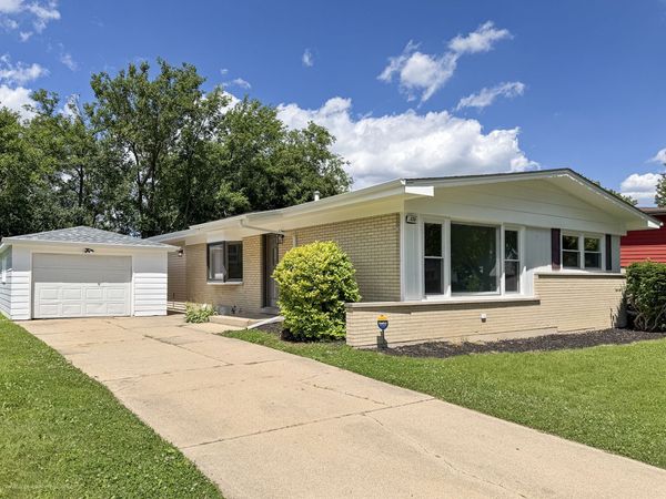 220 N Park Drive , Glenwood, IL 60425