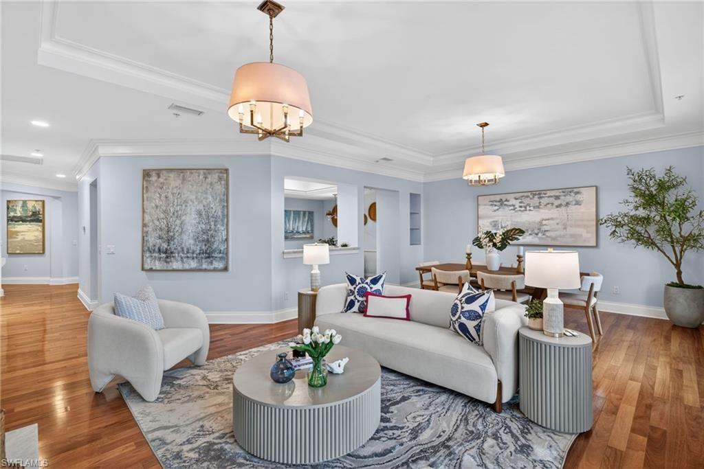 625 5th Ave S, Unit 302, Naples, FL 34102 Photo