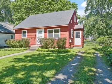 13 Curtis Avenue , Baldwinsville, NY 13027