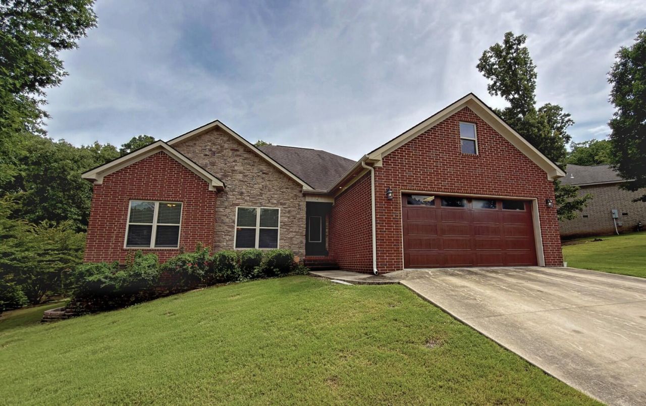 4 Valley View Road, Batesville, AR 72501 Main Photo