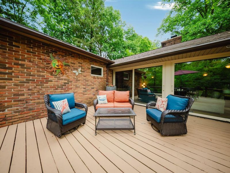 8015 Riverside Drive, Dublin, OH 43016 Photo 29