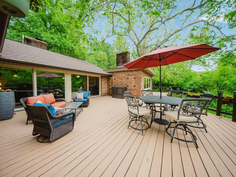 8015 Riverside Drive, Dublin, OH 43016 Photo 30