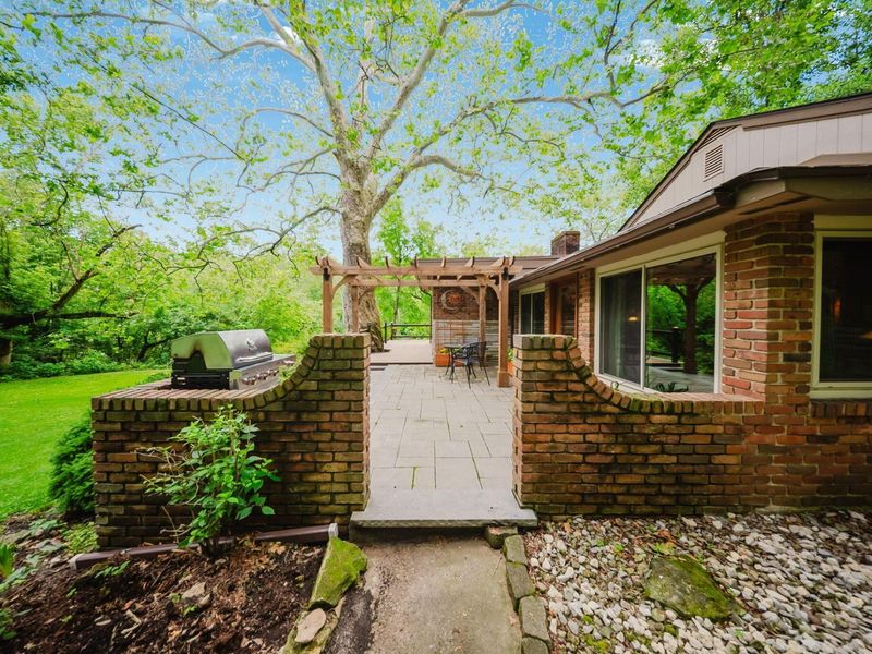 8015 Riverside Drive, Dublin, OH 43016 Photo 33