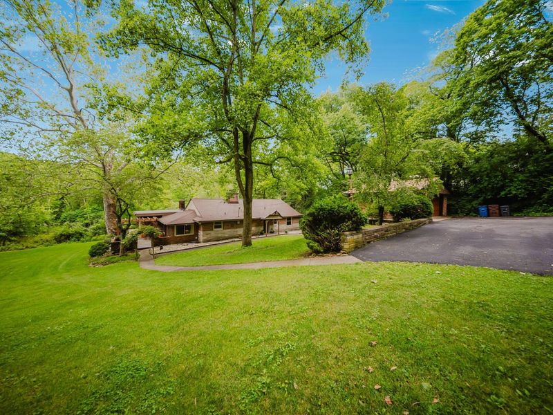 8015 Riverside Drive, Dublin, OH 43016 Photo 48