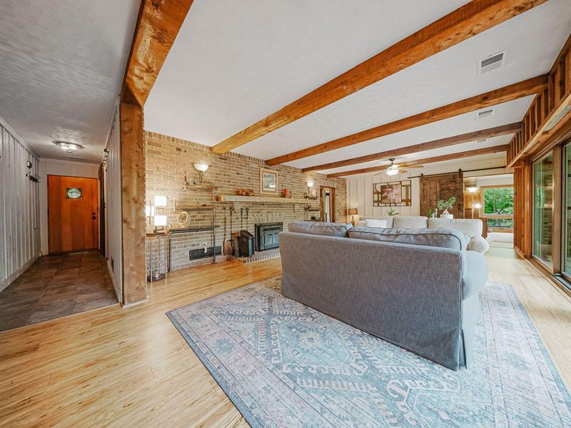 8015 Riverside Drive, Dublin, OH 43016 Photo 6