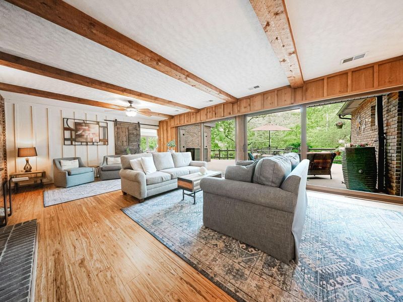 8015 Riverside Drive, Dublin, OH 43016 Photo 7