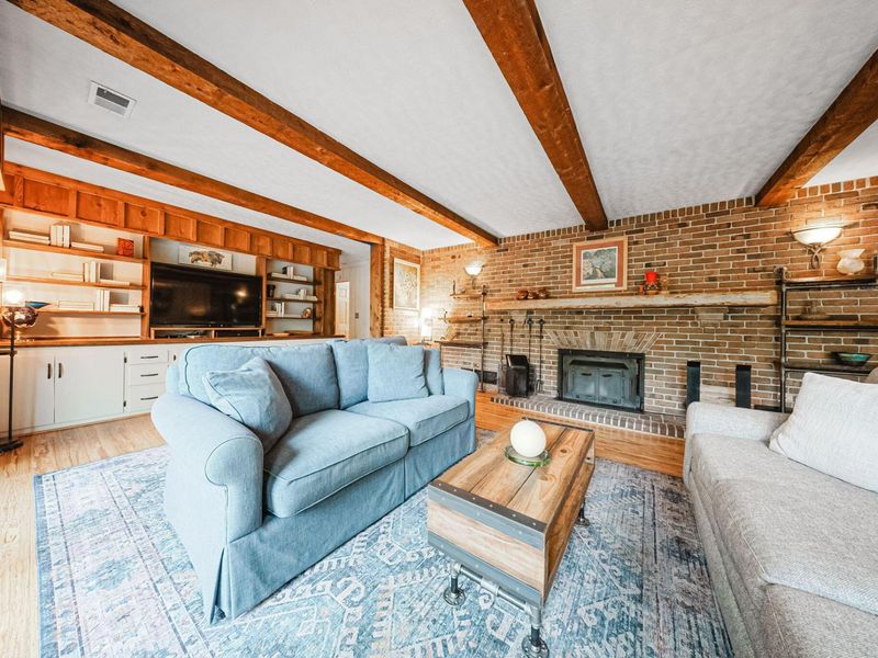 8015 Riverside Drive, Dublin, OH 43016 Photo 8