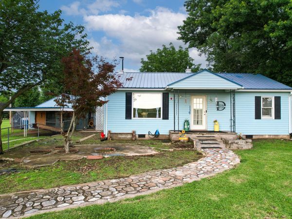 23951 State Highway Z , Ash Grove, MO 65604