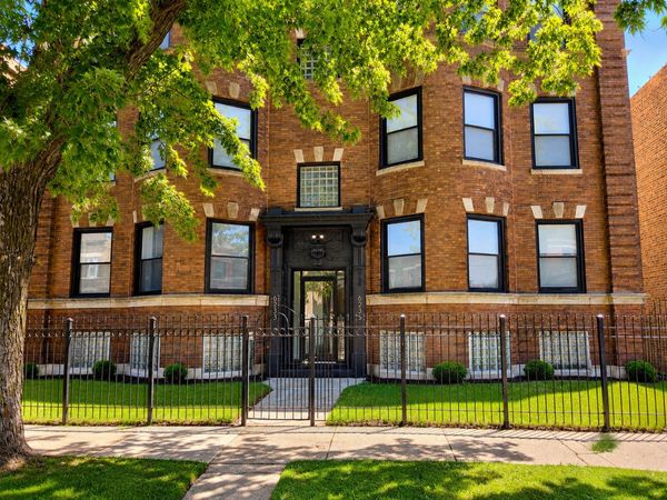 6233 S Langley Avenue , Unit 3N, Chicago, IL 60637