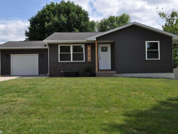 624 San Salvador Avenue, Carroll, IA 51401