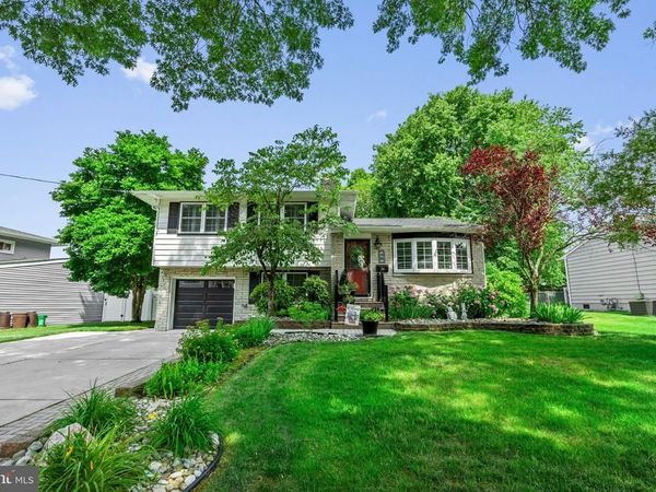 36 BEAVER DRIVE, BARRINGTON, NJ 08007