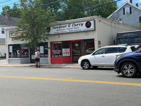902 Main St, Woburn, MA 01801