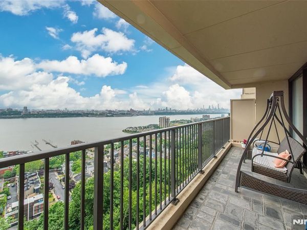 3 Horizon 1007, Unit 1007, FORT LEE, NJ 07024