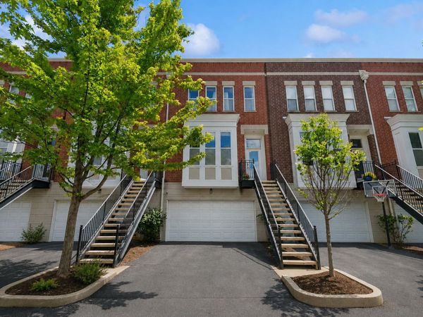 3951 N Washtenaw Avenue , Chicago, IL 60618