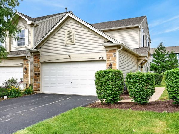 1933 Misty Ridge Lane , Aurora, IL 60503