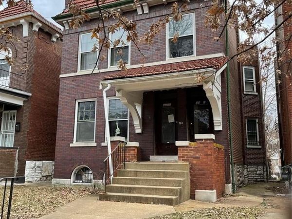 4412 Clarence Avenue , St Louis, MO 63115