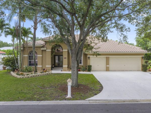 1437 NW 102nd Drive, Coral Springs, FL 33071
