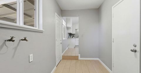 5180 28th St, Sacramento, CA 95820 Photo