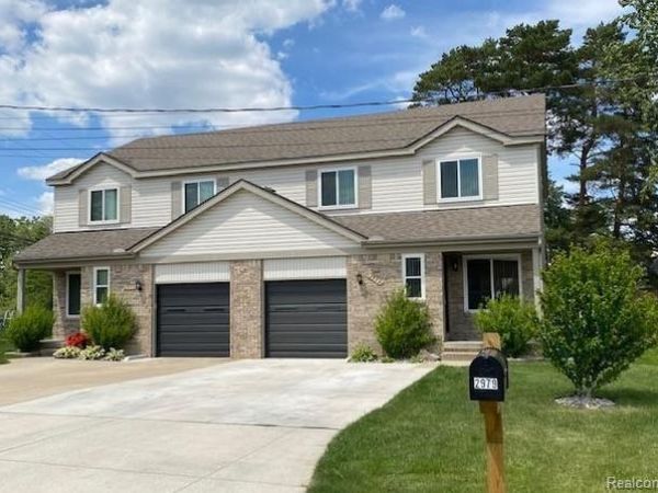 2979 LOVINGTON DR., Troy, MI 48083