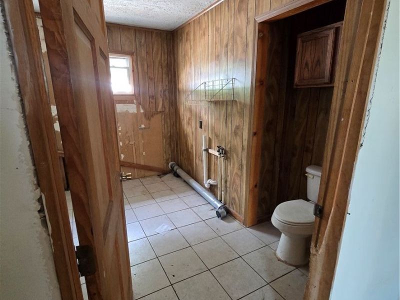 49 E Muskingum Avenue, Dresden, OH 43821 Photo 11